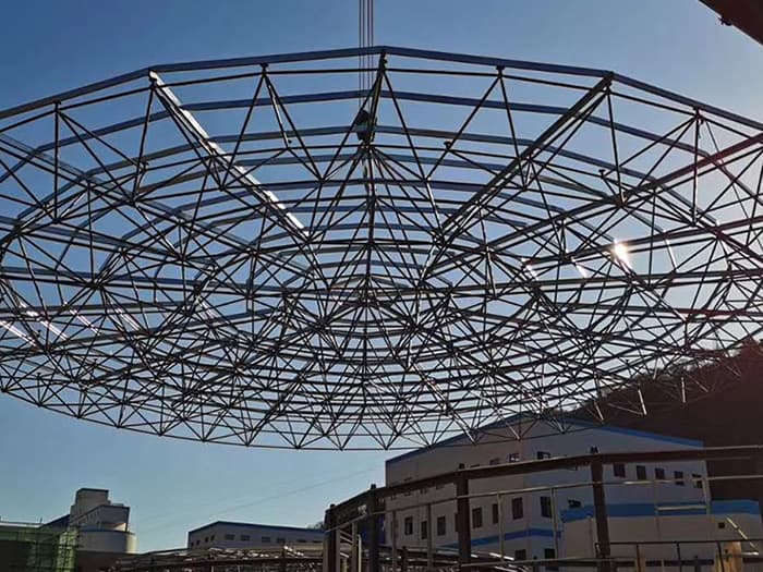 保定螺栓球网架工程施工现场